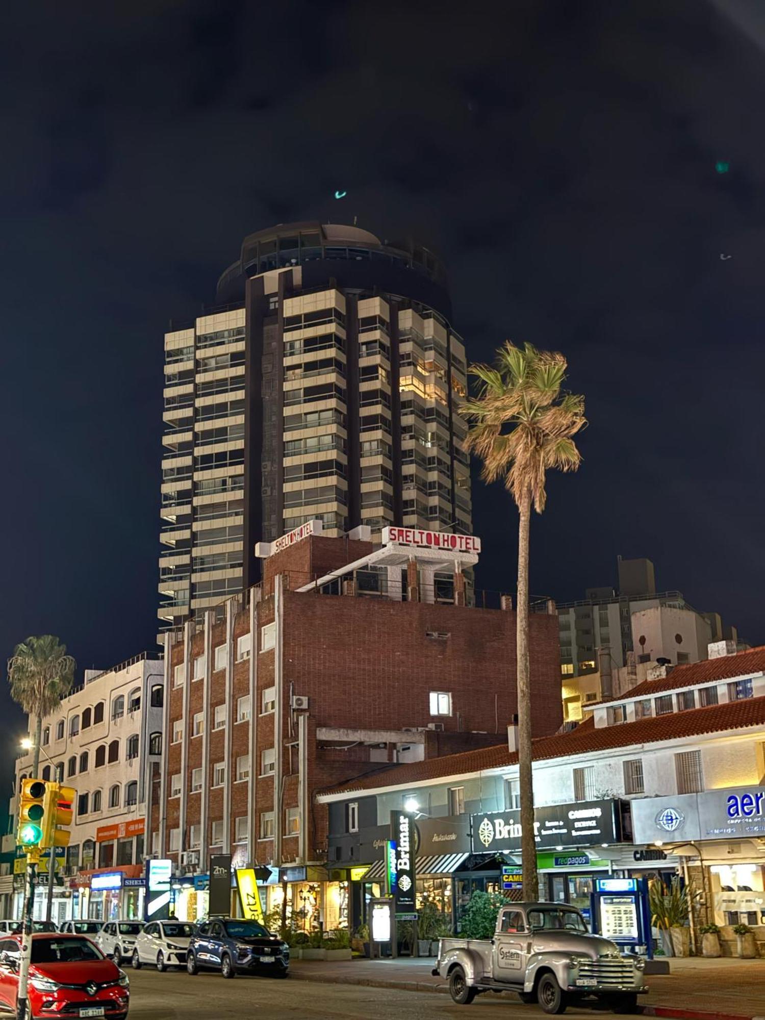 Shelton Hotel Punta del Este Buitenkant foto